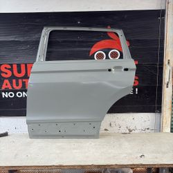 2018 Tiguan Door Rear Driver OEM 2024 