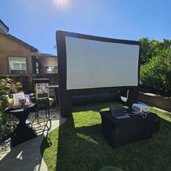 Inflatable Screen / Movie Night (READ DESCRIPTION)