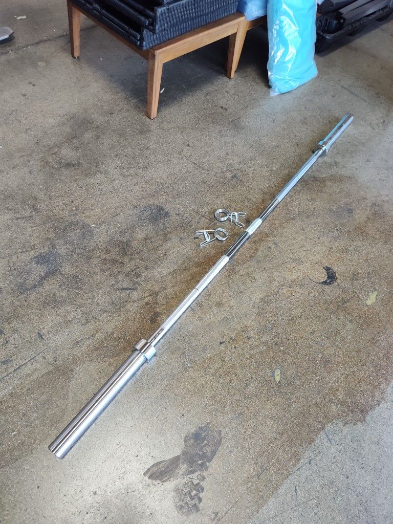 BalanceFrom Olympic Barbell Standard Weightlifting Barbell, 7FT. brand new in box. 7 available. pick up in Chino warehouse 91710