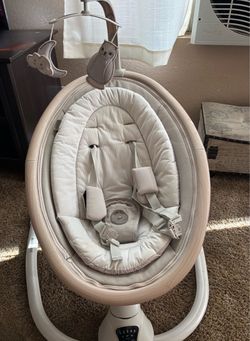Maxi Cosi baby swing