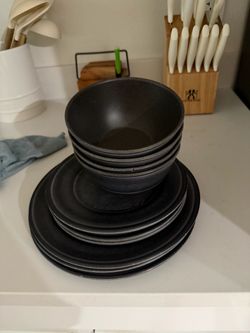 Plastic Plates