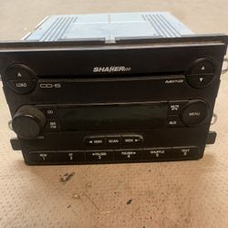 2006 Mustang stereo