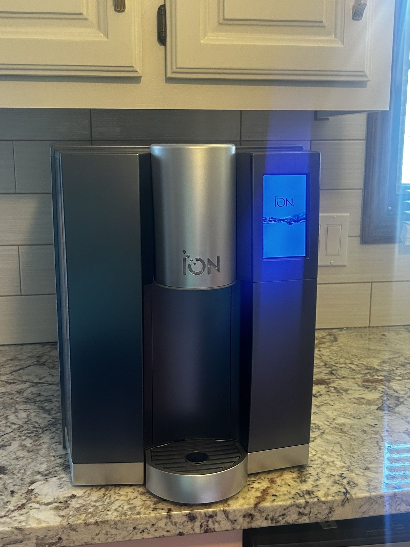 ION TS200 Bottleless Water Cooler - Cold, Hot & Ambient Water - Fibertek