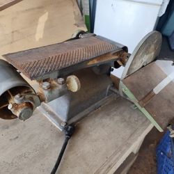 Stationary Belt Sander And Sanding Disc Combo. 50 Bucks