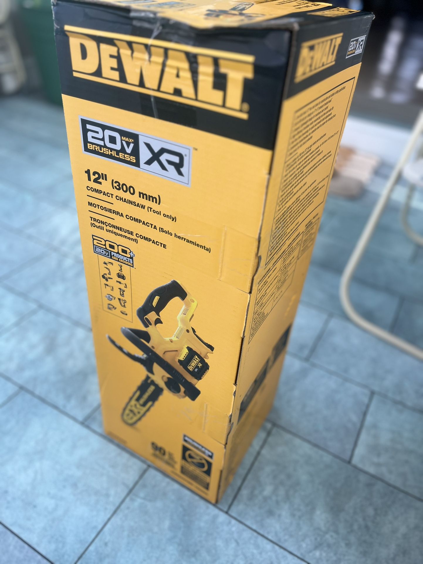 DEWALT 20V MAX 12in Brushless Cordless Battery Powered Chainsaw Tool Only (Brand New)