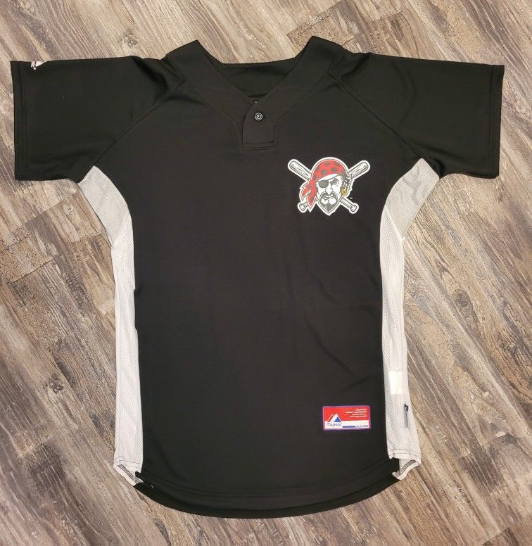 NWOT MAJESTIC MENS PITTSBURGH PIRATES SHIRT / JERSEY STYLE BASEBALL COOL BASE MLB MED 