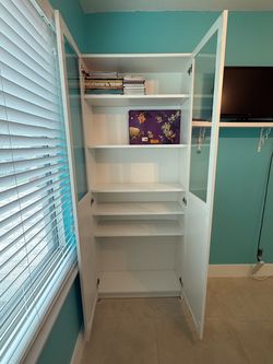 Wardrobe/bookshelves