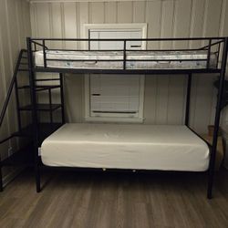 Twin Bunk Bed W stairs