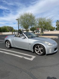 Nissan 350 Z touring roadster