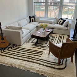 Sectional Sofa, White - Crate & Barrel - 5 Sections, 40”x40”