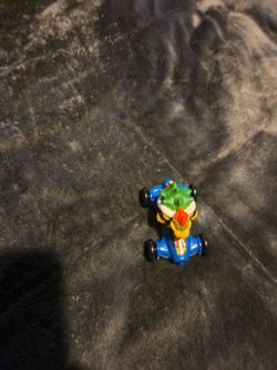 Toy car