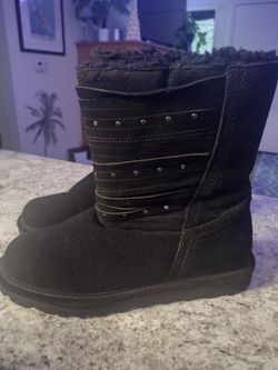 Women's size 8 Bearpaw Kennedy suede boots