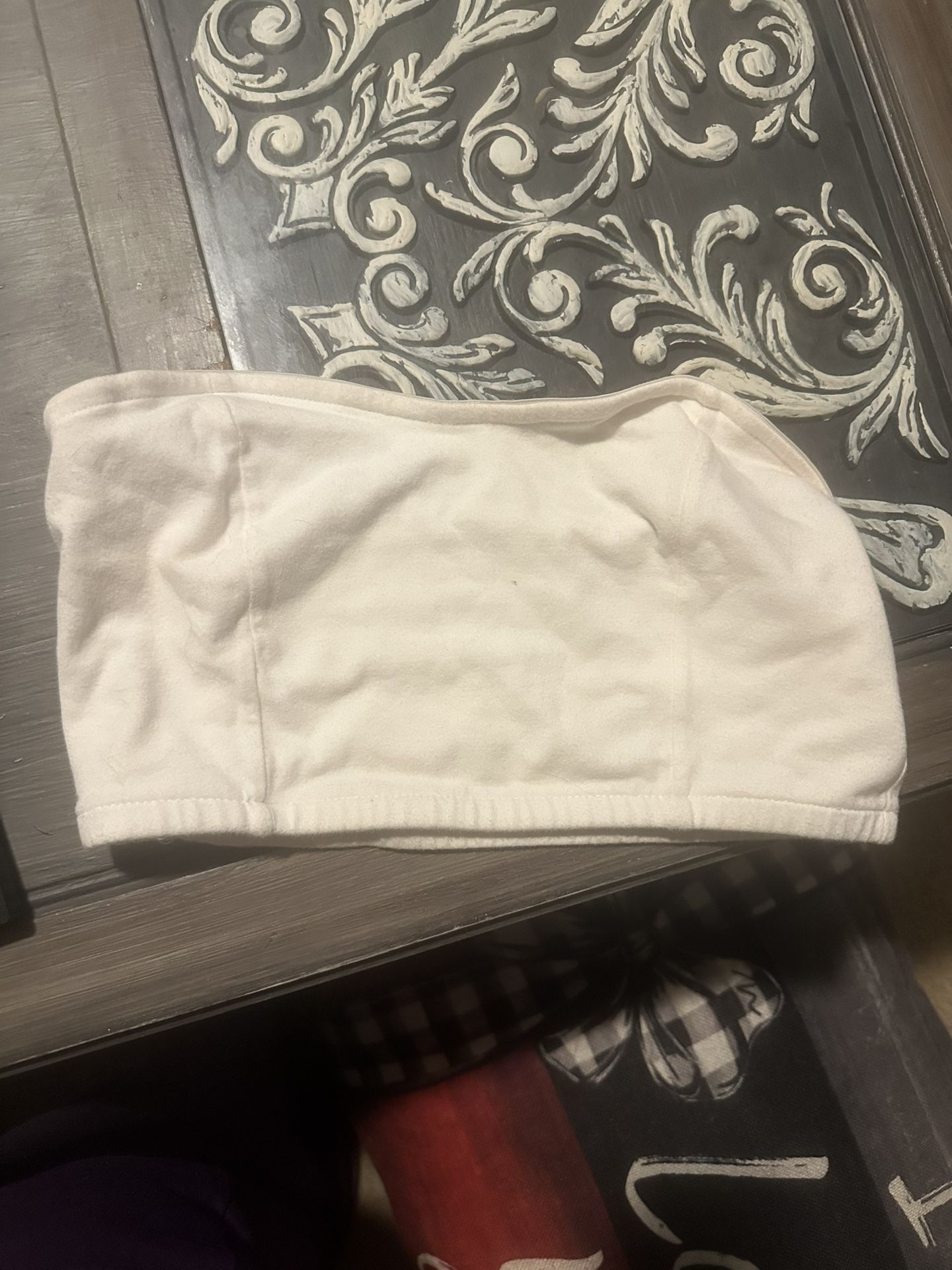 White And Black Bandeau Top Size Small