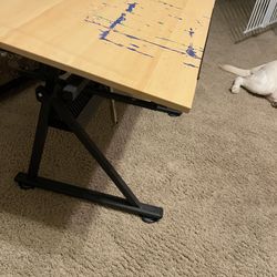 Art Desk