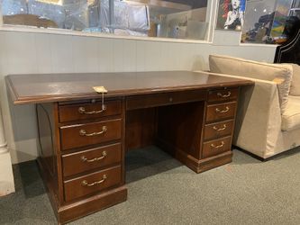 DESK : Kimball Executive Desk w/ double pedestal & 7 drawers  SKU  FEVXZT