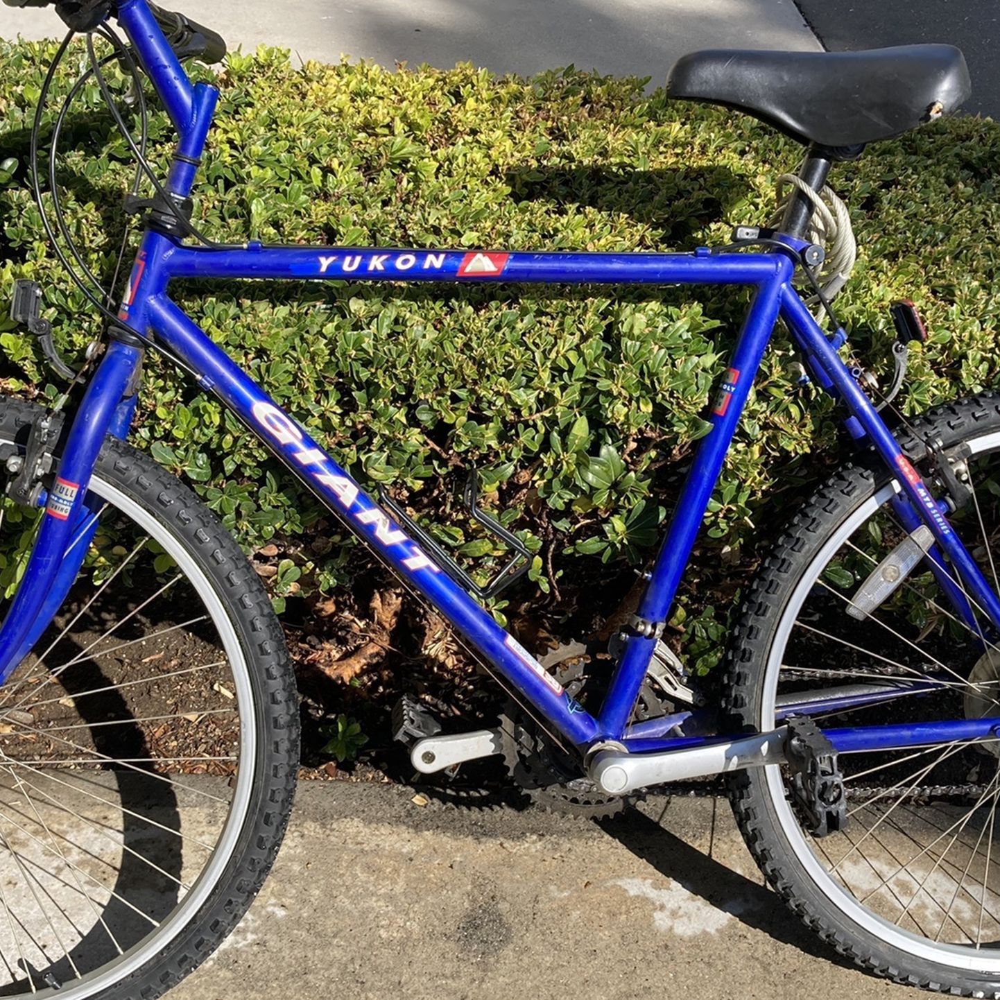 Giant Yukon 21 Speed Mountain Bike Very Good Condition for Sale in