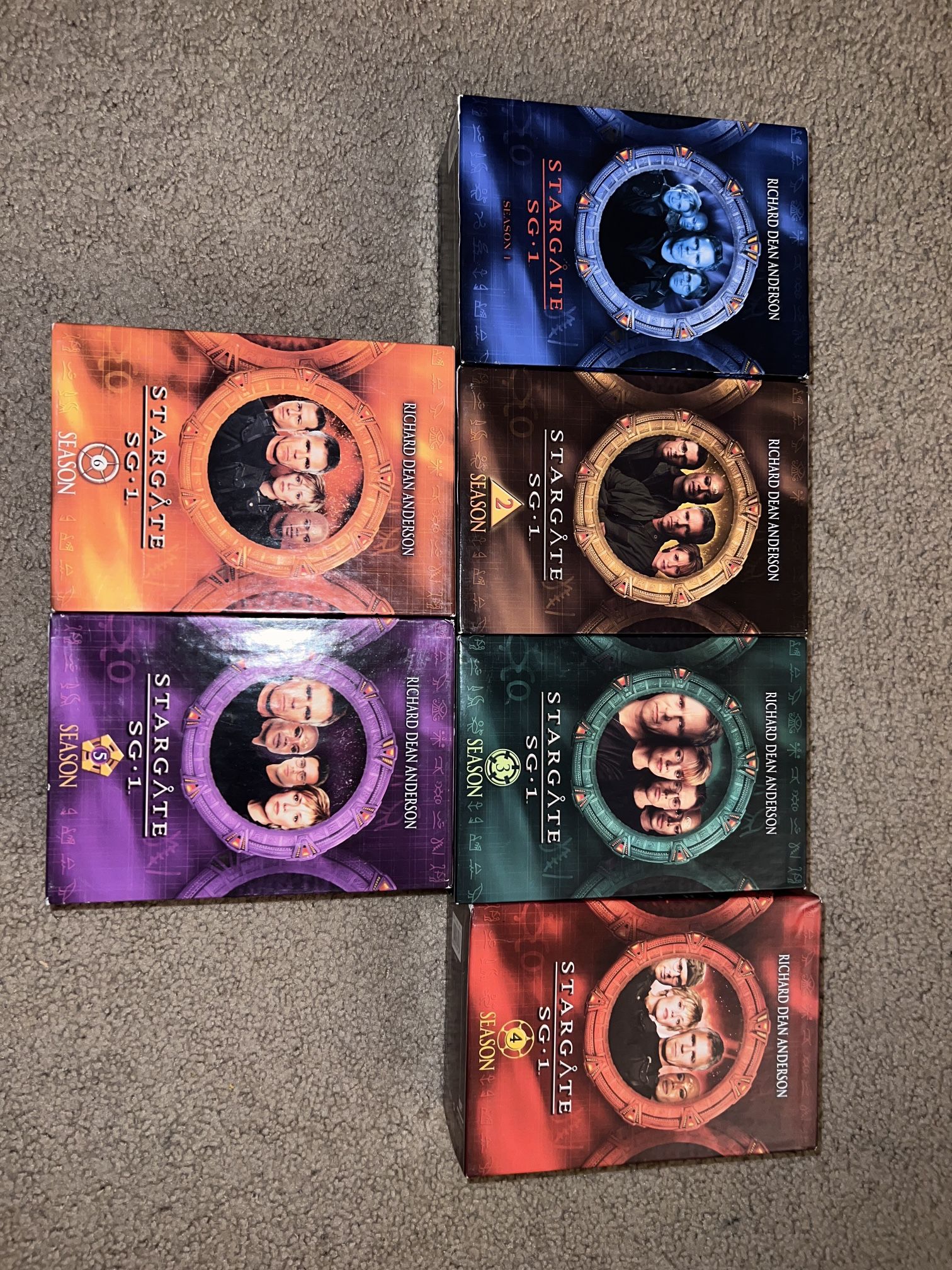STARGATE complete Series. Season 1-6 (CAN BARGAIN)