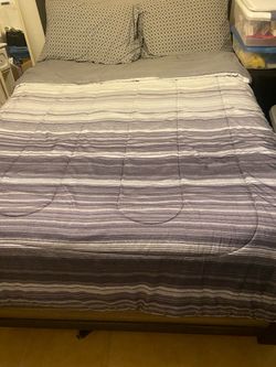 Twin XL Comforter