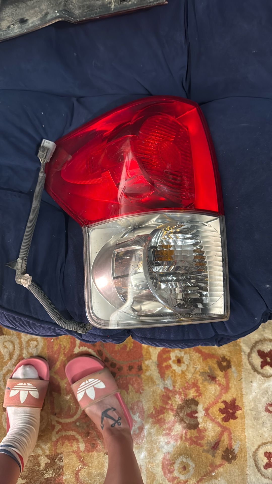 Toyota Tundra 08 Rear Headlight