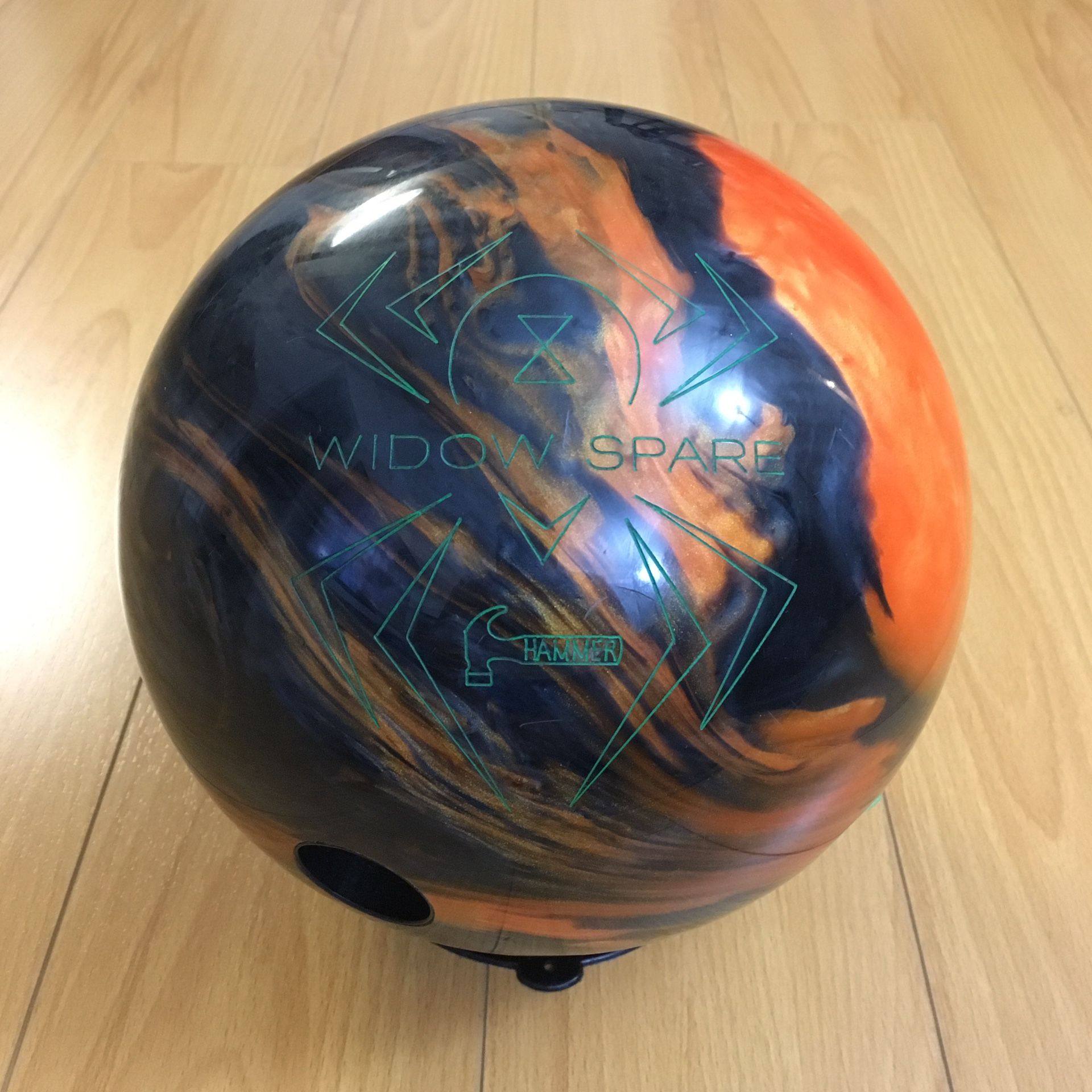Hammer Widow Spare Orange/Smoke Bowling Ball 15lbs