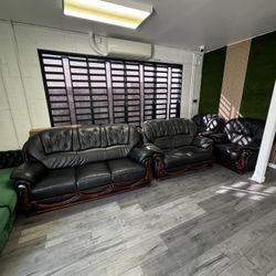 Sofas With 2 Chairs