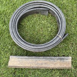 Black plastic lawn edging (35 feet long x 4 inches wide)