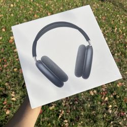 (Un-Opened/Back-Tab Sealed) AirPods Max USB-C Midnight 
