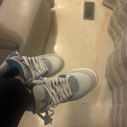 Jordan 4