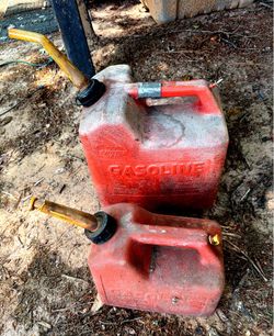 2 gas cans
