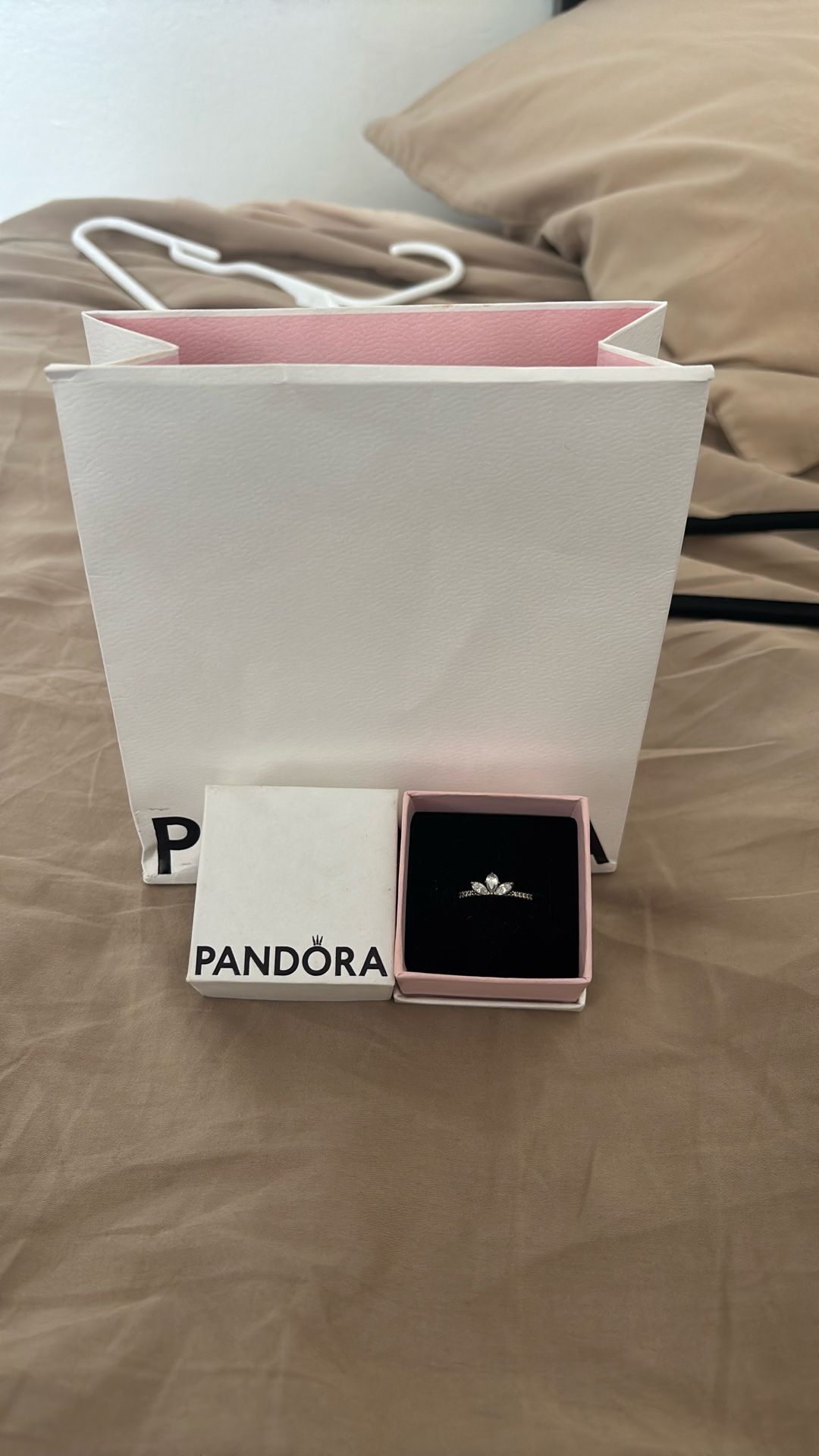 Pandora Ring