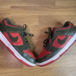 Nike dunk low (Olive/Red)