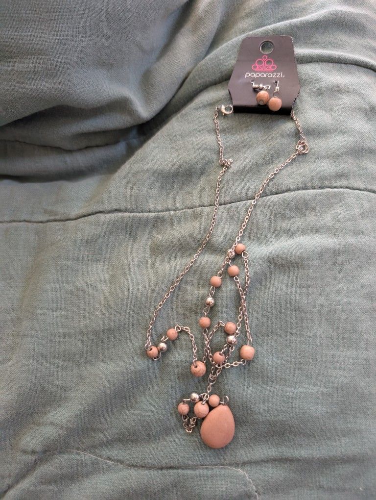 Brand New Paparazzi Pink Necklace And Earring Set