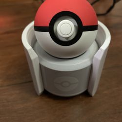 Poke Ball Plus With Pokemon Charging Stand 