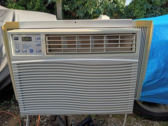 10000 BTU Window Unit Works Great