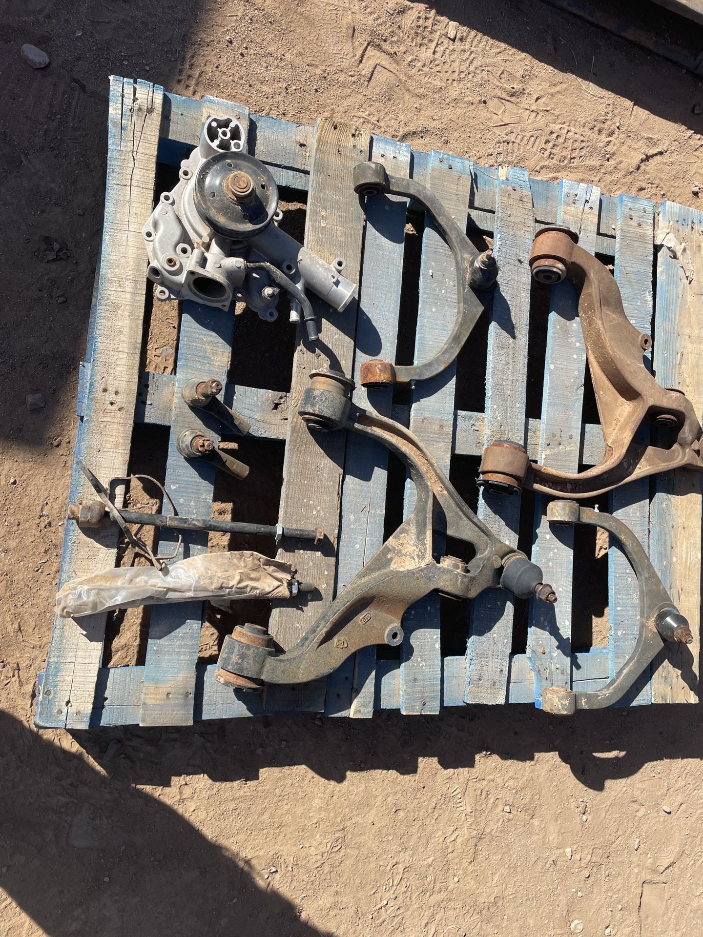 2012 Ram 1500 Rwd 5.7L Control Arms
