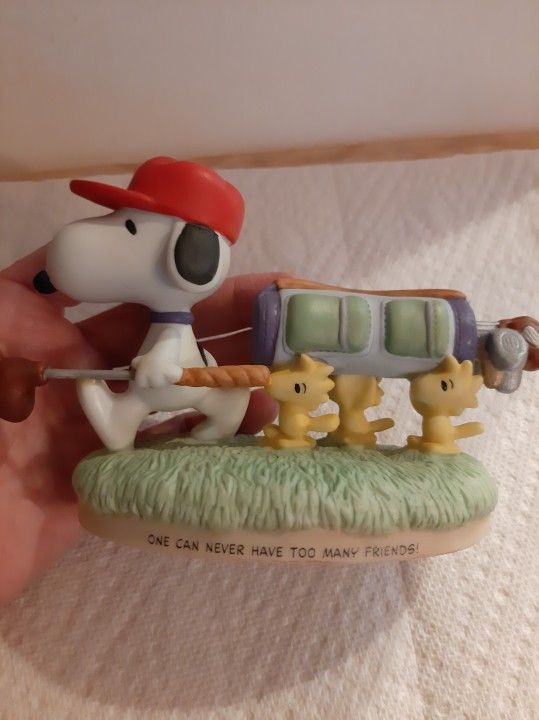 Hallmark Snoopy Golf Figure