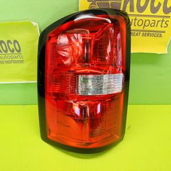 2014 - 2018 GMC SIERRA 1500 HALOGEN TAIL LIGHT LEFT DRIVER SIDE OEM (contact info removed)8
