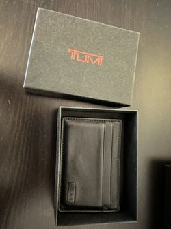 TUMI Black Leather Card Holder with Money Clip