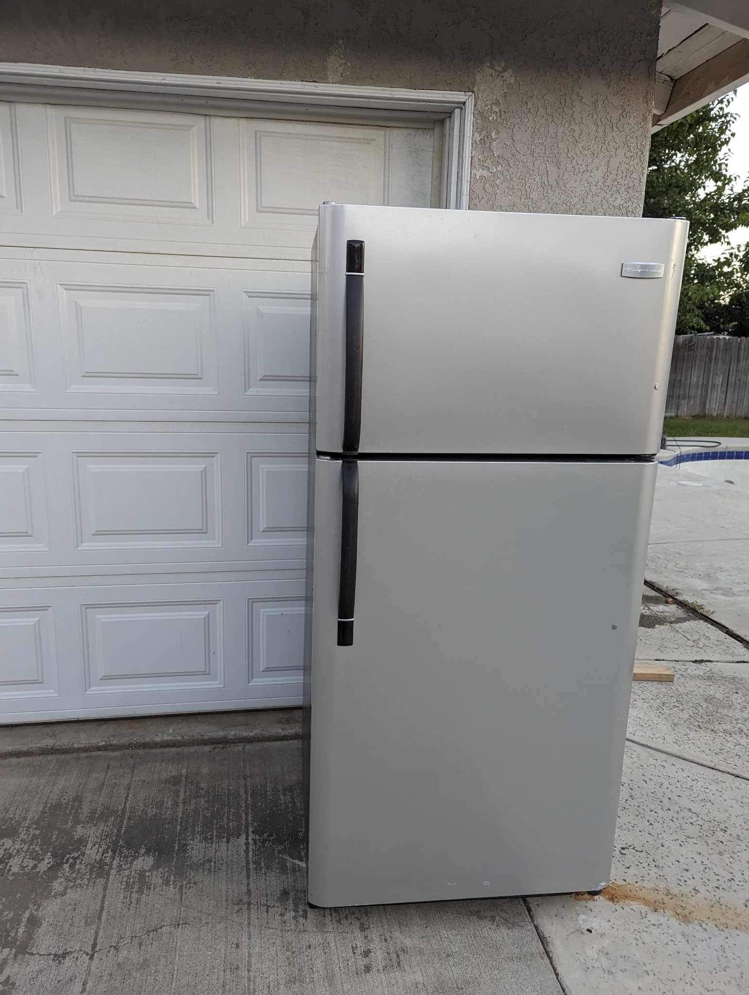 Fridge for Sale in Bakersfield, CA OfferUp