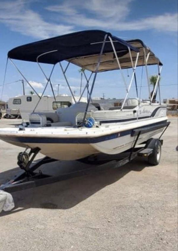 1999 hurricane deck boat for Sale in El Cajon, CA OfferUp