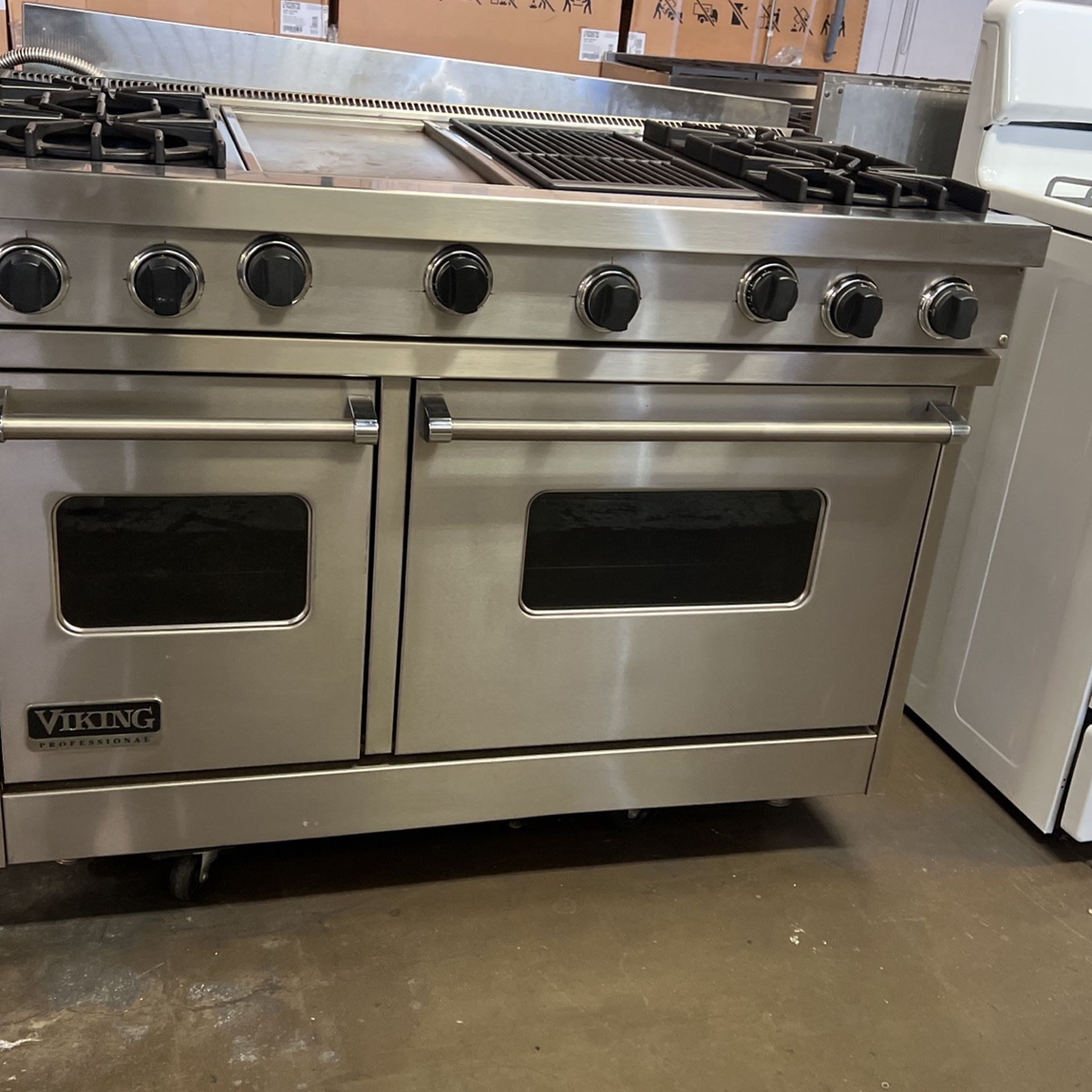 VIKING 48”WIDE ALL GAS RANGE STOVE IN STAINLESS STEEL