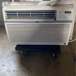 LG Air Conditioner 10,000 BTU 