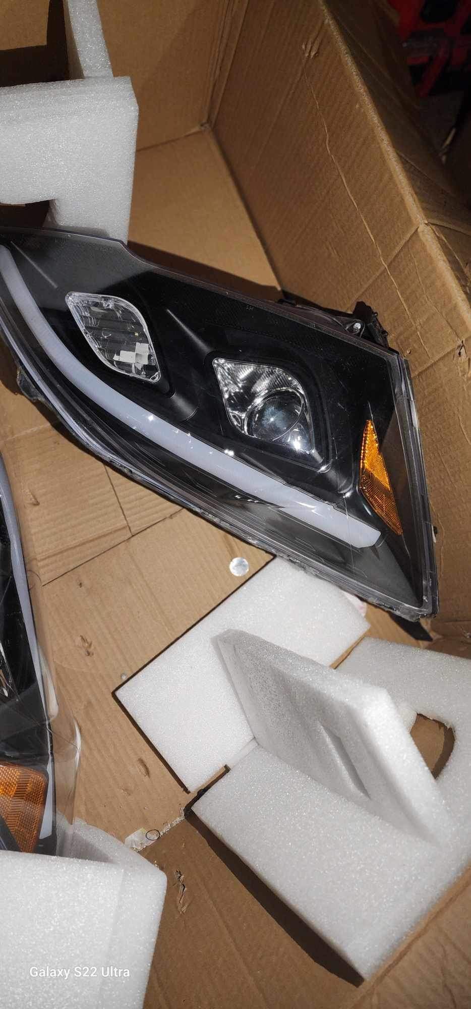 Fits 2007-2011 Honda CRV CR-V Black Projector Headlights LED Strip Lamps 07-11