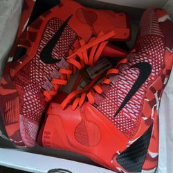 Nike Kobe 9 Elite Christmas (2014) 800$
