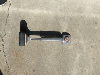 Robert Carpet Kicker