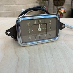 1938 39 Chevrolet clock