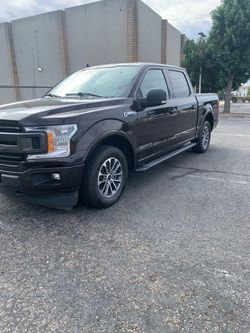 2020 Ford F-150 XLT SuperCrew Pickup Truck low mileage