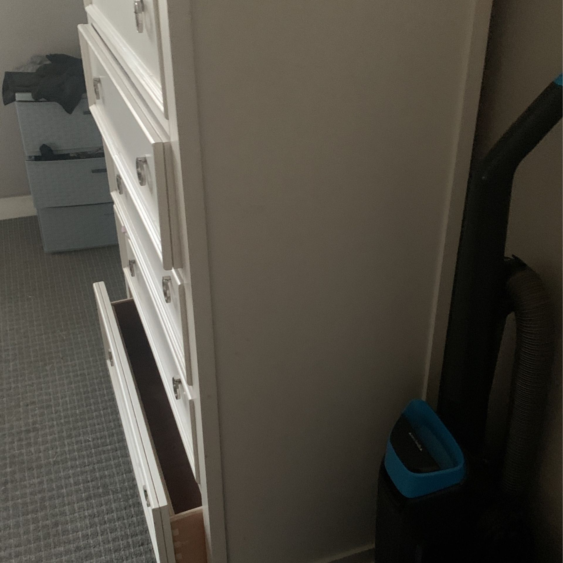 All White Dresser for Sale in Pomona, CA OfferUp