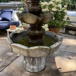 Stone Fountain for outdoors - Beautiful Condition 