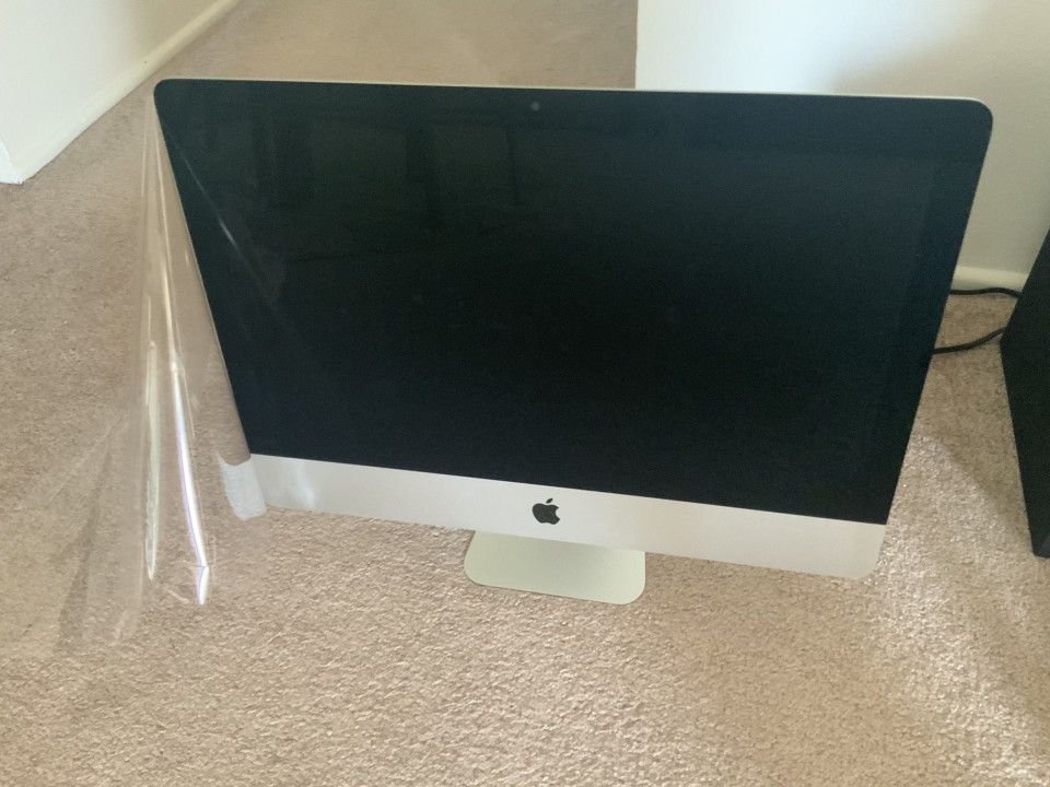iMac (Retina 4K, 21.5-inch, 2019) (UNLOCKED)